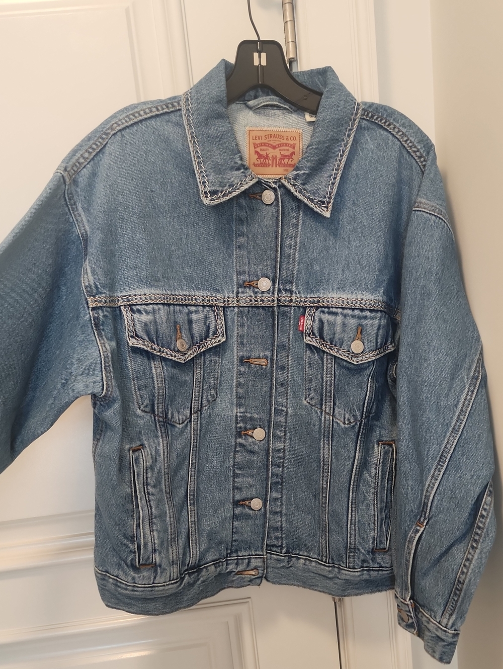 Levi's Vintage Wash Blue Women's Denim Trucker Jacket